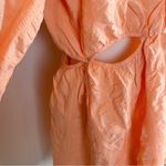 SOVERE Vive Cut Out Smock Dress Photo 4