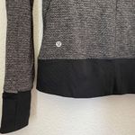 Lululemon Runderful 1/2 Zip Black Heathered Pullover 8 Photo 8