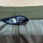 The North Face  Womens Hiking Pants Lightweight Green Drawstring Lounge‎ Photo 2