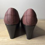 Charis & Doxa Football Wedge Heels 8.5 Brown Textured Game Day Tailgate Sporty Photo 6