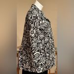 Buttons The TOG Shop Light SummerBlack & White Floral Print Black 4  Jacket Sz XL Photo 4