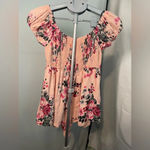 Forever 21  pink floral‎ romper/jump suit size small Photo 3