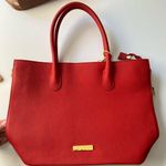 joy & iman  Red leather expandable bag Photo 0