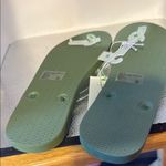 Shade & Shore  Green Sandals Classic Design​ Photo 4