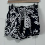 H&M  Navy‎ Printed Tropical Linen Pull On Shorts Size XS Photo 0
