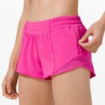Lululemon  Hotty Hot Low-Rise Short 2.5" Photo 0