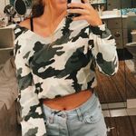 Urban Outfitters CAMO CROP HOODIE🤘 Photo 0