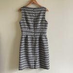 Tahari Taupe Pencil Skirt Dress Sleeveless Printed Womens Size 8 Wear to… Photo 9