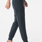 FIGS  Zamora Jogger Scrub Pants Photo 0