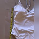 Shade & Shore 🔻NWT  white one piece swimsuit size 8/10 high leg cheeky Photo 4