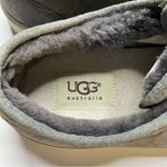 UGG  Evera Shoes Womens Gray Suede Sheepskin Shearling Lined 1888 Size 8.5 Photo 4