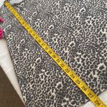 Now N Forever blouse short sleeves w/ruffles animal print Size Small Photo 2