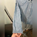 Madewell  Denim Collarless Ruffle-Sleeve Shirt Size Large B12‎ Photo 3