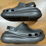 Crocs Unisex M’s 10 W’s 12 Black Classic Crush Clogs Photo 2