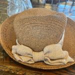 The Great Kallina hat condition perfect for summer! Photo 2