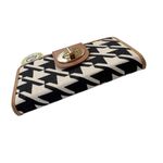 Spartina 449 NWT Stoddard Turnlock Wallet Houndstooth Black and Cream Photo 6