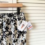 Jessica Simpson Black Floral Summer Shorts - Medium Photo 2