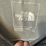 The North Face NWOT vytrue boxy crop tee, grey, size XL Photo 5