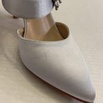 ERIJUNOR Women Pointed Toe Slingback Rhinestone Brooch Satin Evening Prom Sz 8 = Silver Photo 2