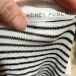 Honey Punch  black and white striped sweatshirt stop Photo 4