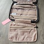 Bagsmart Black Quilted Hanging Travel Toiletries Organizer Photo 3