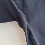 Alo Yoga Elevate Contrast-Panel Sport Leggings, Black/ UV Blue, Size 4 Photo 8