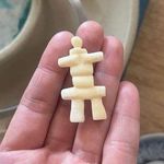 Inukshuk Figurine brooch Photo 0