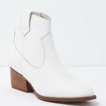 Seychelles  Upside White Bootie 7 Photo 0