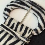 Women’s belt black white tiger striped vinyl elastic stretch OSFM Black Photo 3