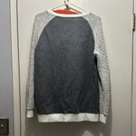 Zyia Women's Gray and Cream  Sweater Photo 7