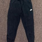 Nike Women’s  Black Joggers Photo 0