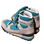 New Vintage Vasque 7591 Khaki Green Suede Hiking Boots Clarion 88 Goretex 9.5 Photo 6