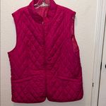 Women's Quilted Vest Photo 1