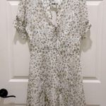 Paper Closet White Floral Plunging V Photo 1