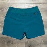 Mountain Hardwear  Mid Rise Nylon Stretch Hiking Casual Shorts Teal Blue Size M Photo 1