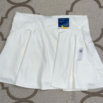 Old Navy  power-soft flouncy skort magnolia white, NWT, size large Photo 0