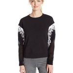 Alo Yoga  Verse long sleeve yoga sweatshirt top size medium black white Photo 1