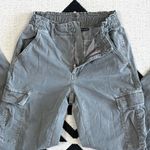 American Eagle  Super Stretch Relaxed Mom Cargo Joggers in Olive Size 2 Photo 10