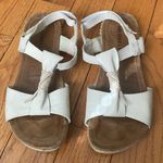 Merrell Womens'  White Leather Strappy Ankle Sandals‎ Size 9 Photo 0