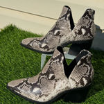 Vince Camuto  Bibestie Snakeskin Ankle Women Boots Size 9.5 Photo 0