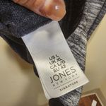 Jones New York  women's gray high Low  tank top size L Photo 6