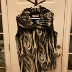 T Tahari Tahari faux fur snap closure shawl collar size L Photo 0