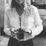 Equipment Knox White Linen Lace-Up Poet Blouse – Effortless Coastal Chic small Photo 0