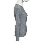 Athleta  Pacifica Top Long Sleeves Heather Gray Top Solana Active 405688 Size XS Photo 3