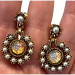 Vintage 70's Signed Sarah Coventry Faux Fire Opal Pearl Empress Clip On Earrings Photo 1