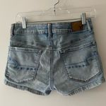 American Eagle Hi Rise Shortie Light Wash Size 6 - Super Super Stretch Photo 2