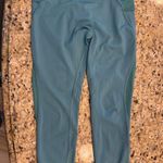 Gymshark Womens  size small Teal Leggings Photo 2