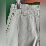 Woolrich CLEARANCE!  Sage Green Capri Crop Pants Size 6 EUC‎ Photo 1