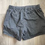 Old Navy Old Navy Grey Stretch Waist Cuffed Hem OG Chino Shorts Size Large Photo 3