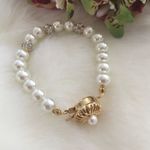 Small Pearl Rhinestone Bracelet Gold Photo 0